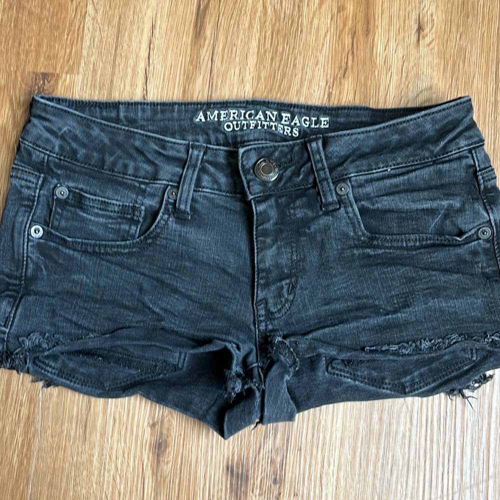 American eagle super short shortie size 6